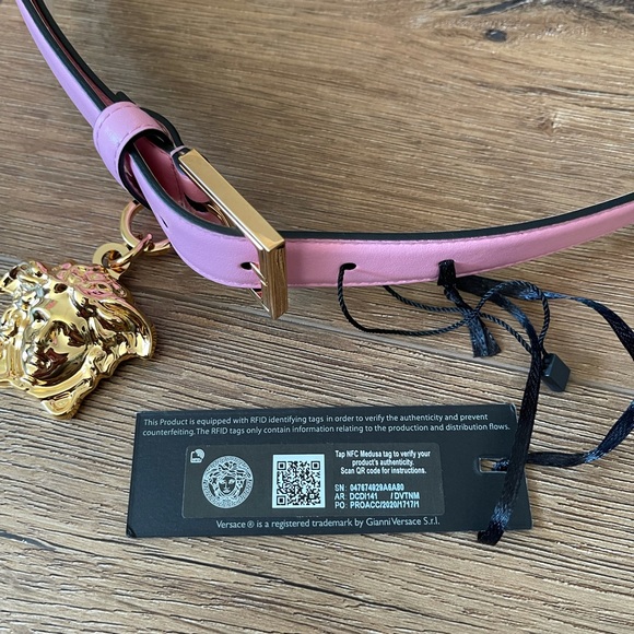 VERSACE-AUTHENTIC NWT Pink Leather Belt with Charm main image 8